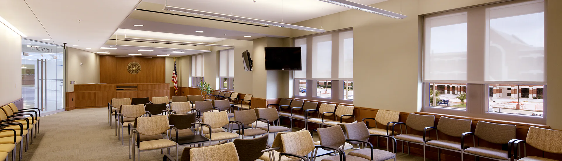 Motorized FlexShade window shades at Jackson Federal Courthouse, Jackson, MS. Photo by Ken West.